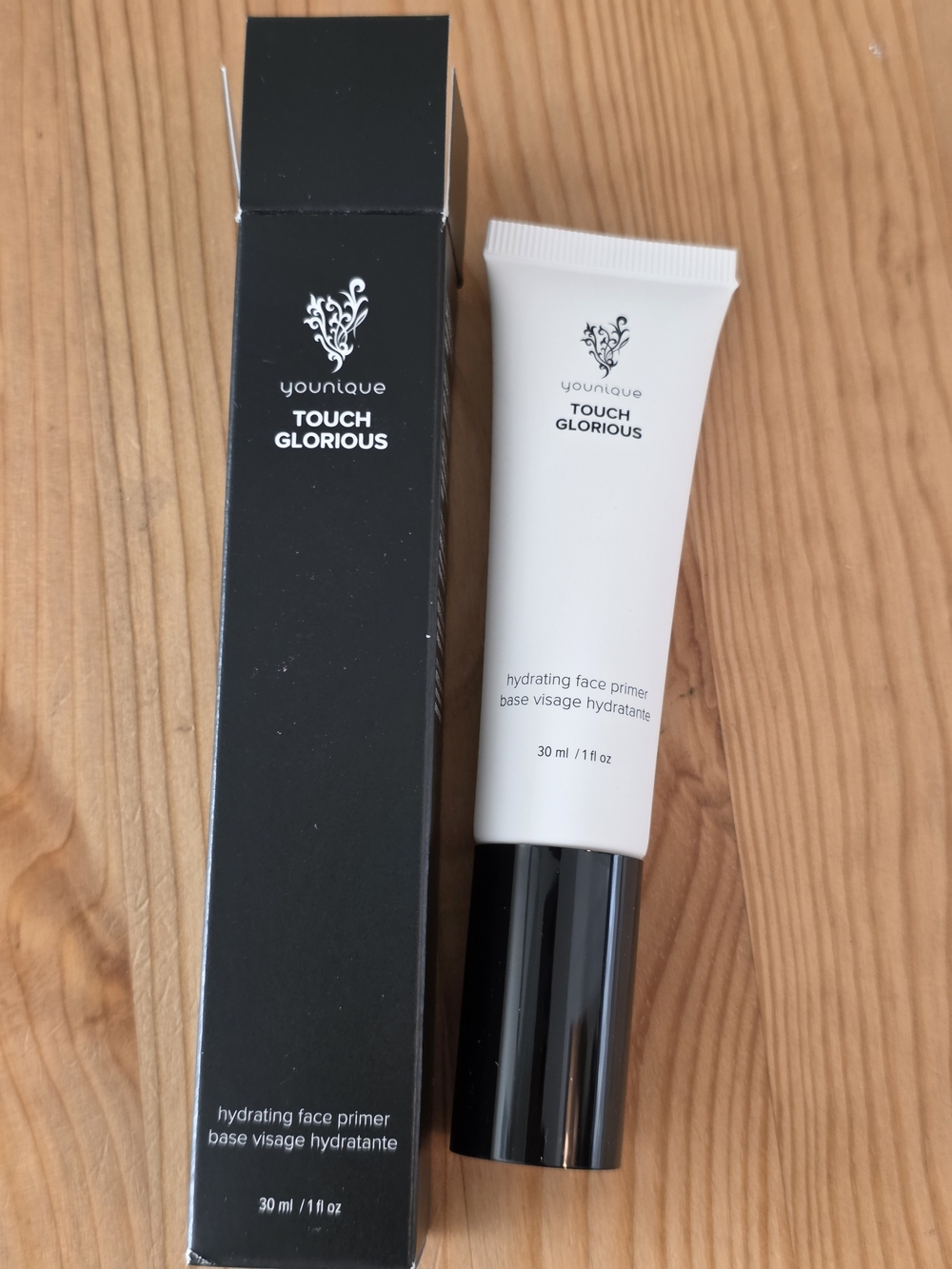 Younique Touch Glorious Hydrating Primer